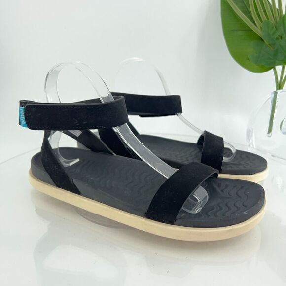Native Juliet Shell Sandals Women's Size 10 Black Platform Ankle Strap Flat - Picture 1 of 14